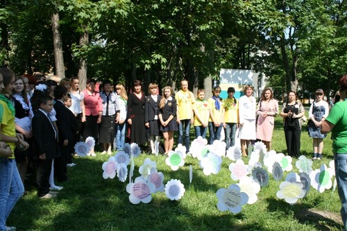 В Києві в парку ім. Т.Г.Шевченка відбулася відкрита благодійна акція «Роби добро і залучай до цього інших».