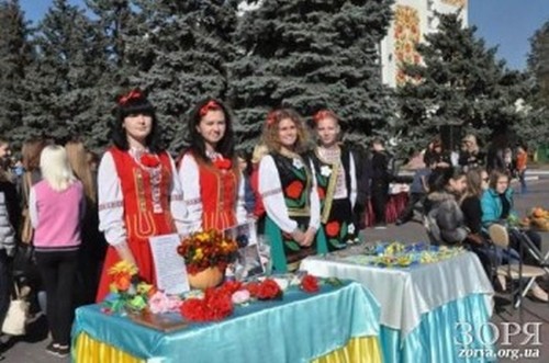 У великих містах Дніпропетровщини пройшли студентські благодійні ярмарки